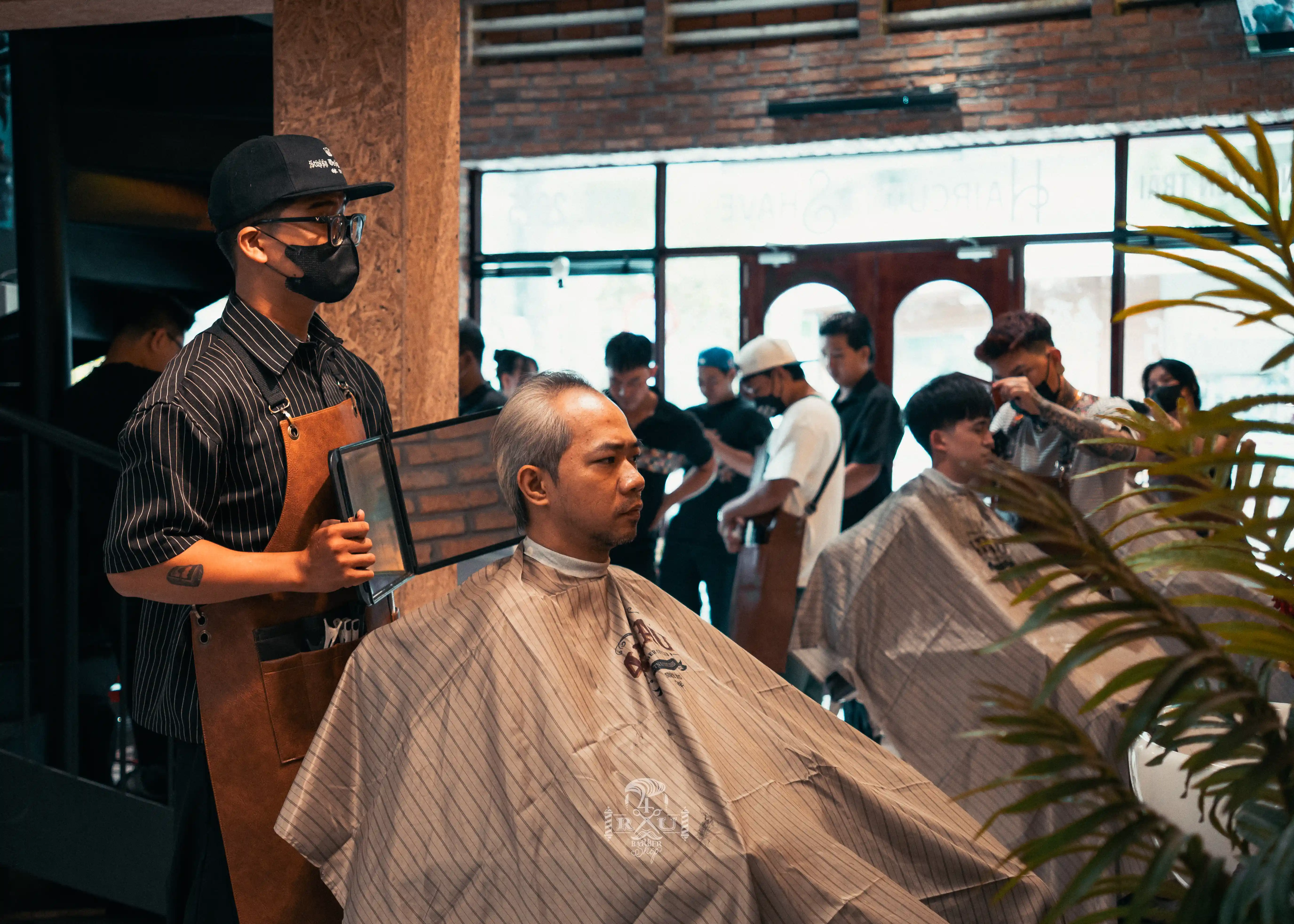 Ảnh không gian và dịch vụ 4RAU Barber Chợ Lớn – ảnh 21