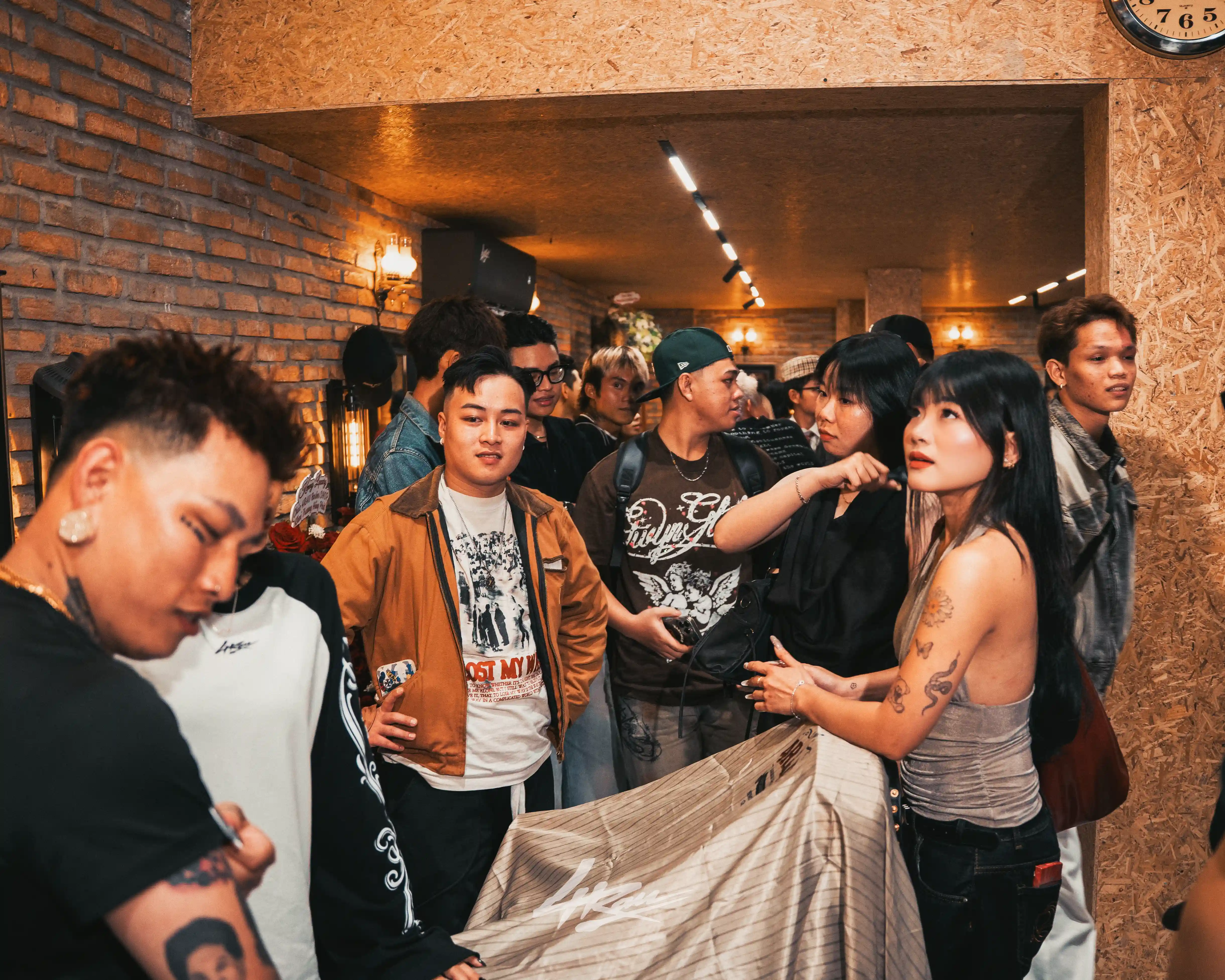 Ảnh không gian và dịch vụ 4RAU Barber Chợ Lớn – ảnh 28