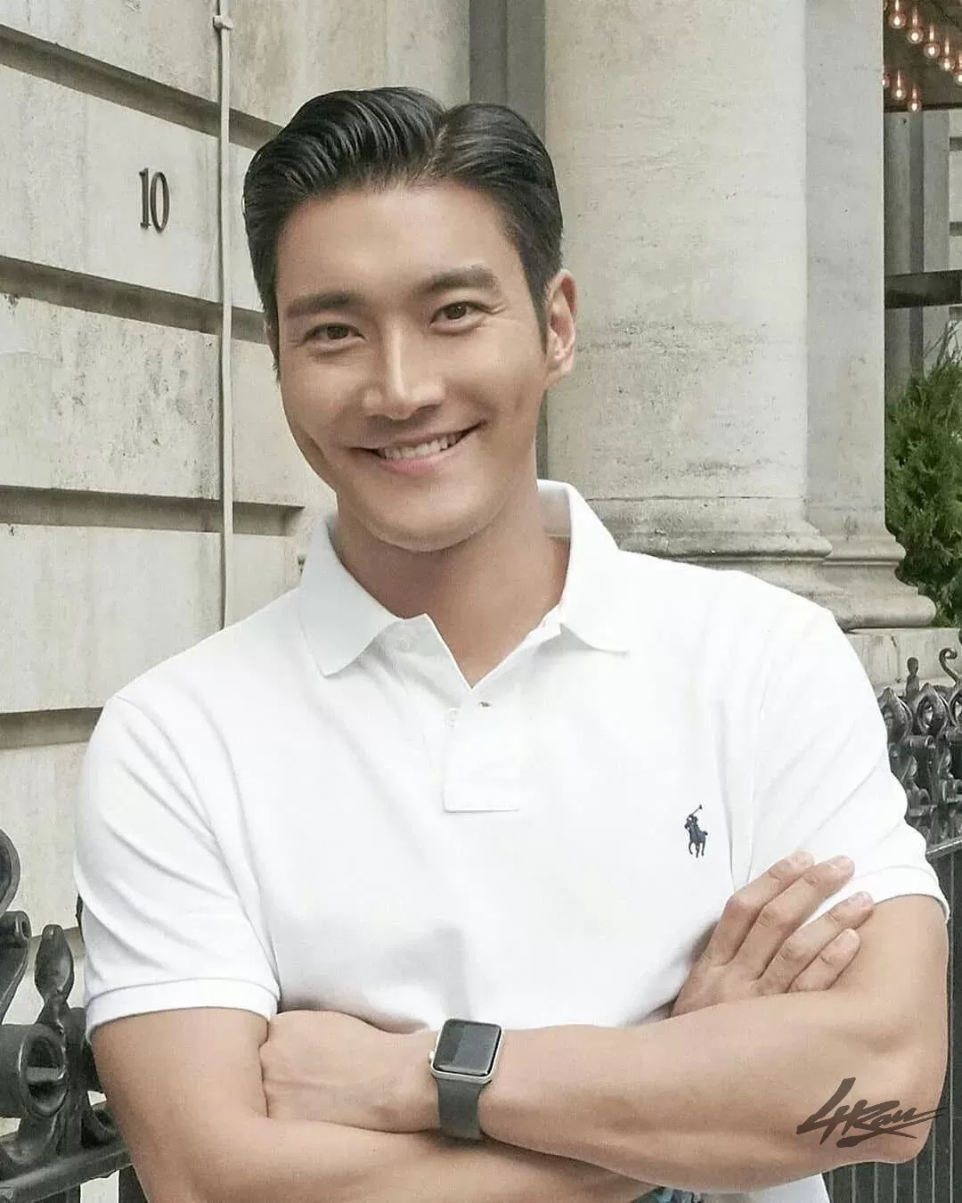 Classic Side Part lịch lãm trong môi trường công sở