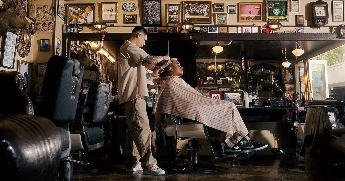 Nike biến tiệm tóc thành đôi giày — số lượng có hạn | NIKE DUNK LOW RETRO SE ”BARBERSHOP”